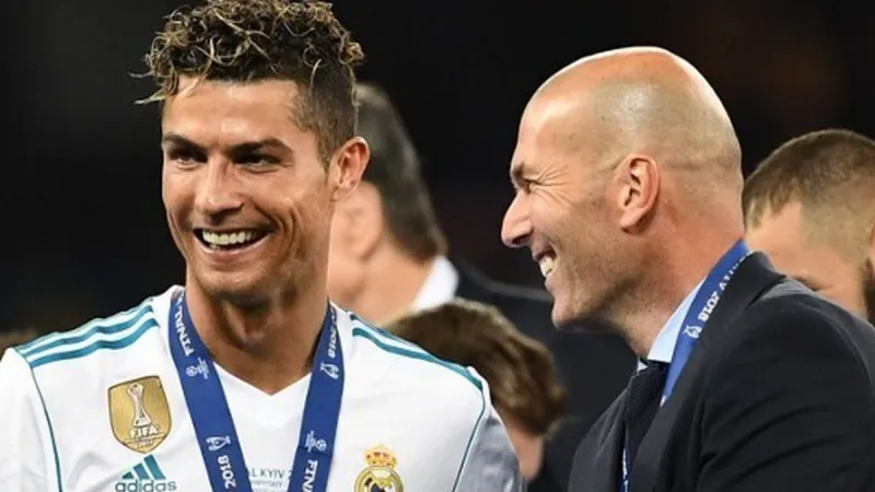 Zidane Bela Cristiano Ronaldo, Sebut Kariernya Layak Mendapat Penghargaan
