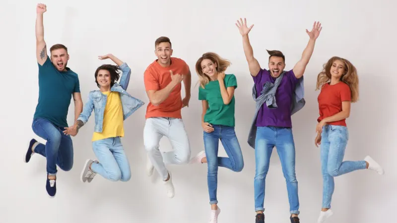 7 Warna Pakaian yang Memberi Kesan Dapat Dipercaya, Biru hingga Indigo Jadi Pilihan