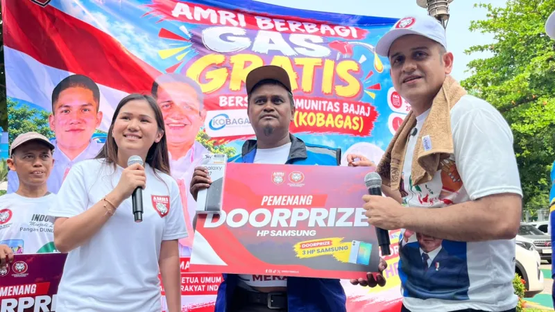 AMRI Berbagi Gas Gratis Bersama KOBAGAS, Ketum Partai Rakyat Indonesia Muhammad Nazaruddin Pimpin Langsung Kegiatan